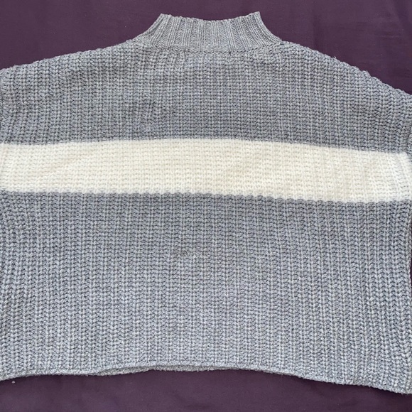 Forever 21 Cropped Knit Colour Block Sweater - Picture 4 of 5